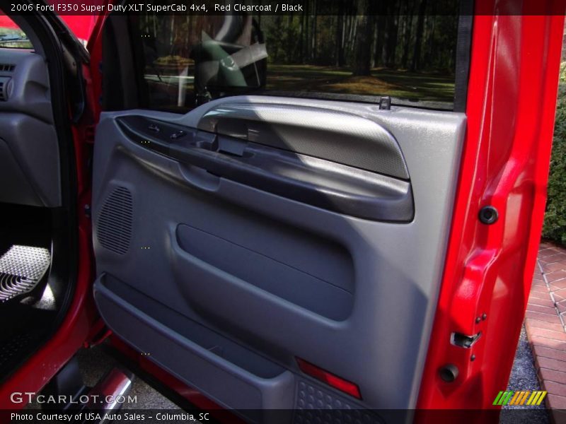 Red Clearcoat / Black 2006 Ford F350 Super Duty XLT SuperCab 4x4