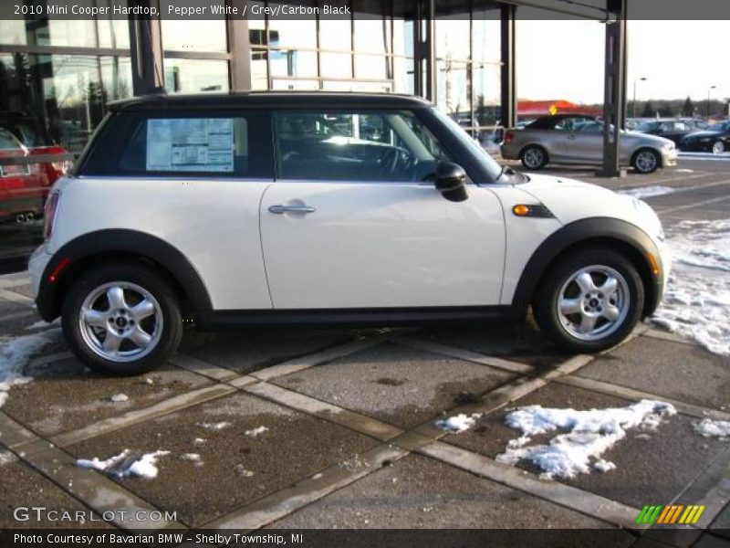Pepper White / Grey/Carbon Black 2010 Mini Cooper Hardtop