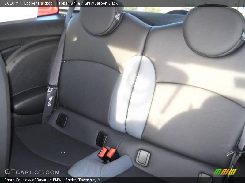 Pepper White / Grey/Carbon Black 2010 Mini Cooper Hardtop