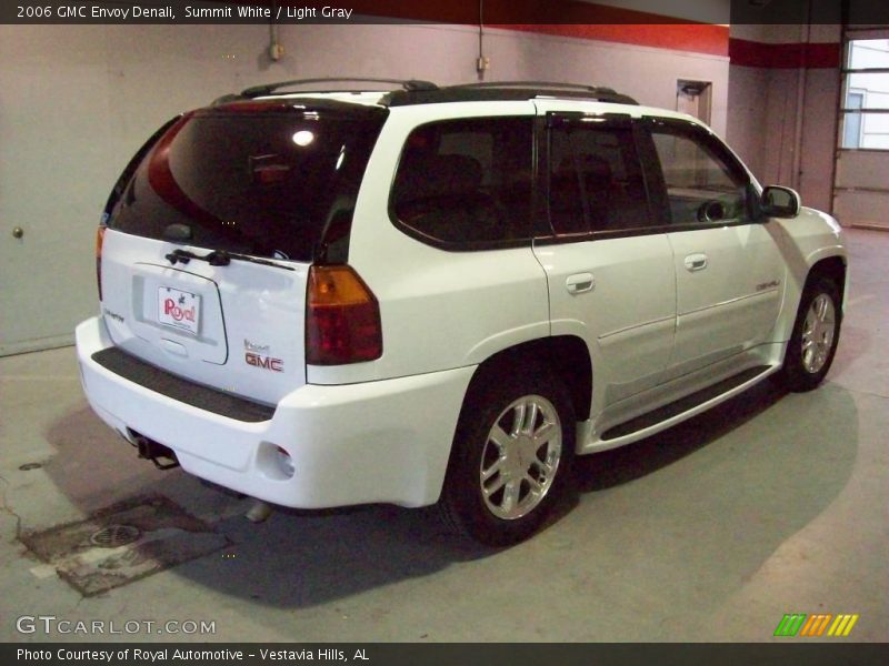 Summit White / Light Gray 2006 GMC Envoy Denali