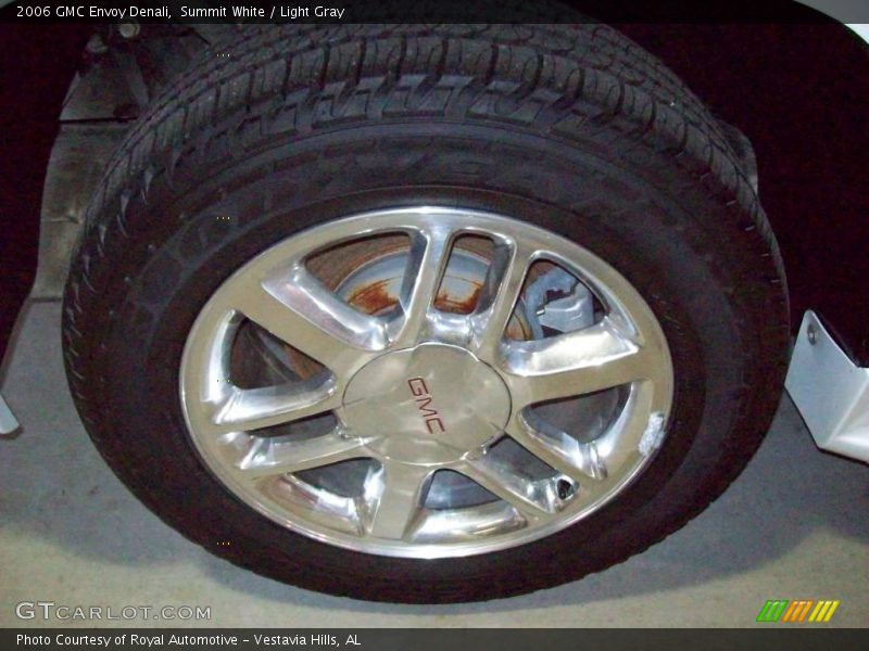 Summit White / Light Gray 2006 GMC Envoy Denali