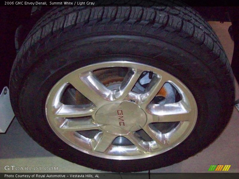 Summit White / Light Gray 2006 GMC Envoy Denali