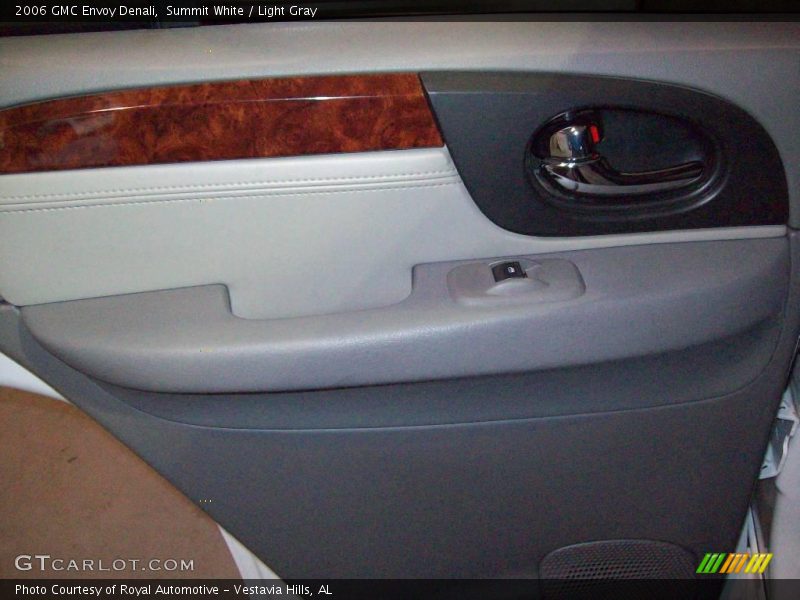 Summit White / Light Gray 2006 GMC Envoy Denali