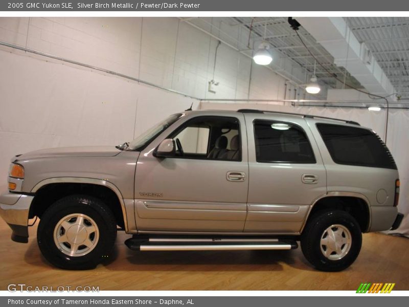 Silver Birch Metallic / Pewter/Dark Pewter 2005 GMC Yukon SLE