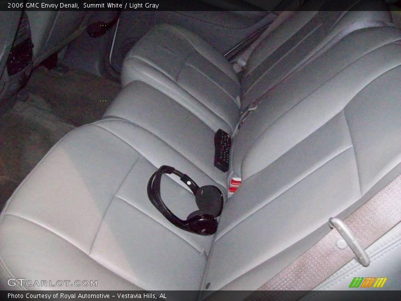 Summit White / Light Gray 2006 GMC Envoy Denali