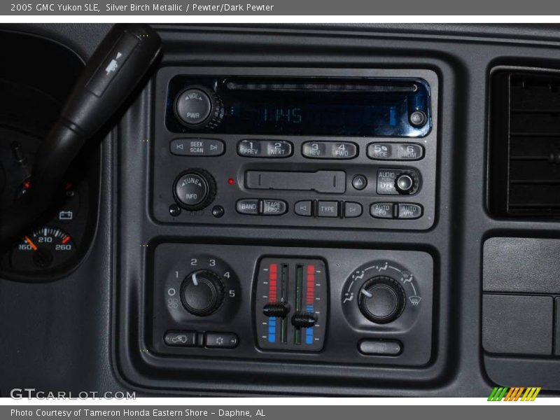 Silver Birch Metallic / Pewter/Dark Pewter 2005 GMC Yukon SLE