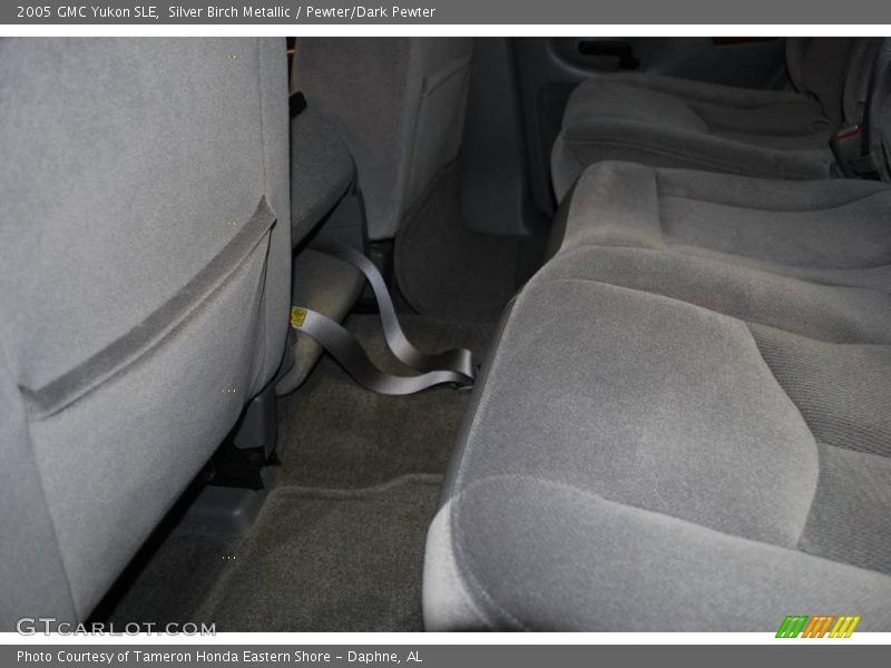 Silver Birch Metallic / Pewter/Dark Pewter 2005 GMC Yukon SLE