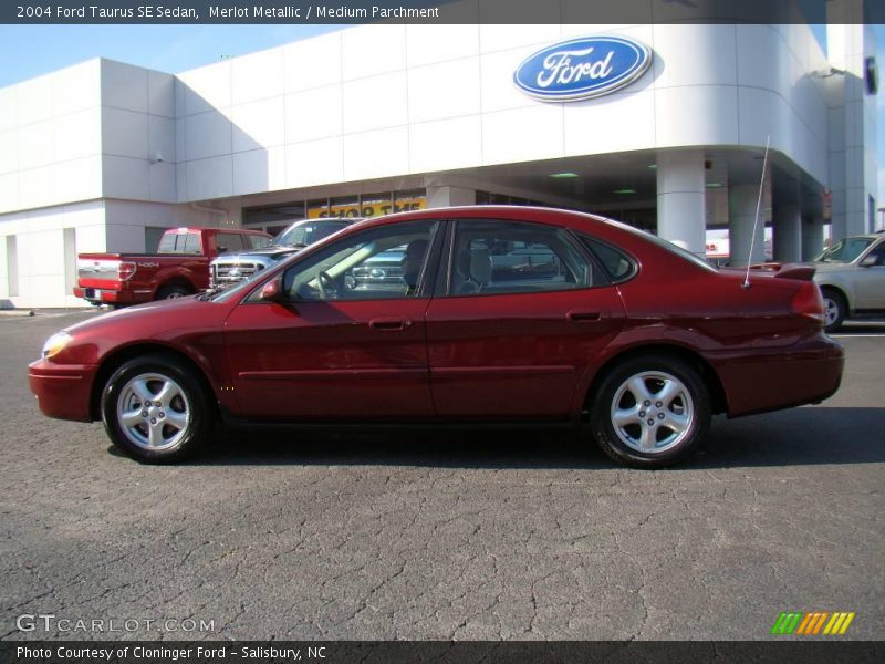 Merlot Metallic / Medium Parchment 2004 Ford Taurus SE Sedan