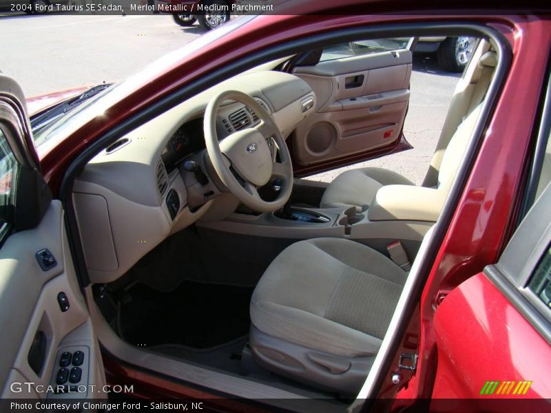 Merlot Metallic / Medium Parchment 2004 Ford Taurus SE Sedan