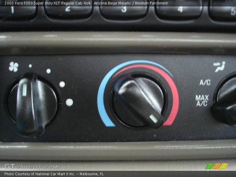 Arizona Beige Metallic / Medium Parchment 2003 Ford F350 Super Duty XLT Regular Cab 4x4
