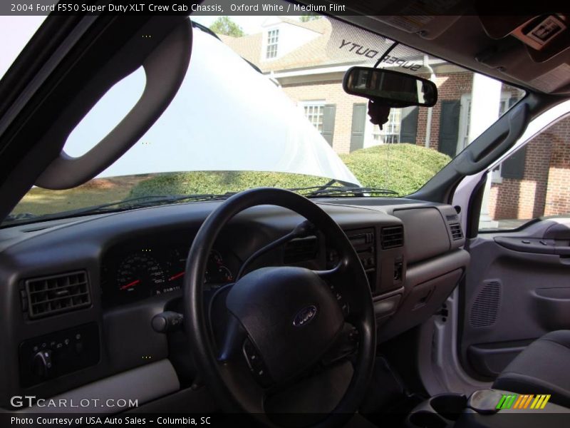 Oxford White / Medium Flint 2004 Ford F550 Super Duty XLT Crew Cab Chassis