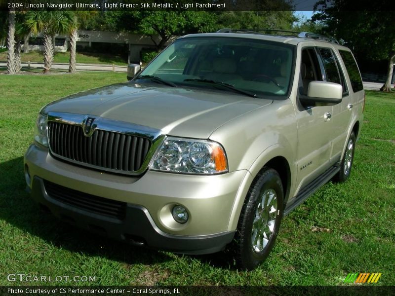 Light French Silk Metallic / Light Parchment 2004 Lincoln Navigator Ultimate