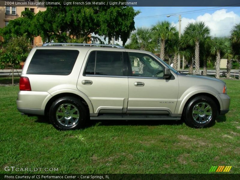  2004 Navigator Ultimate Light French Silk Metallic