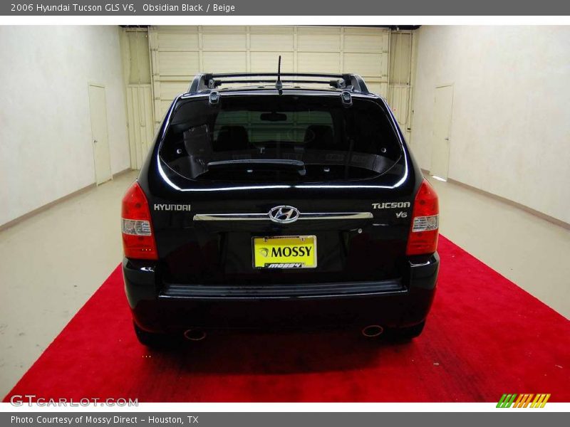 Obsidian Black / Beige 2006 Hyundai Tucson GLS V6