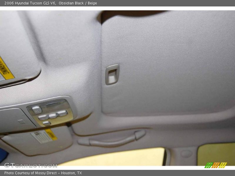 Obsidian Black / Beige 2006 Hyundai Tucson GLS V6