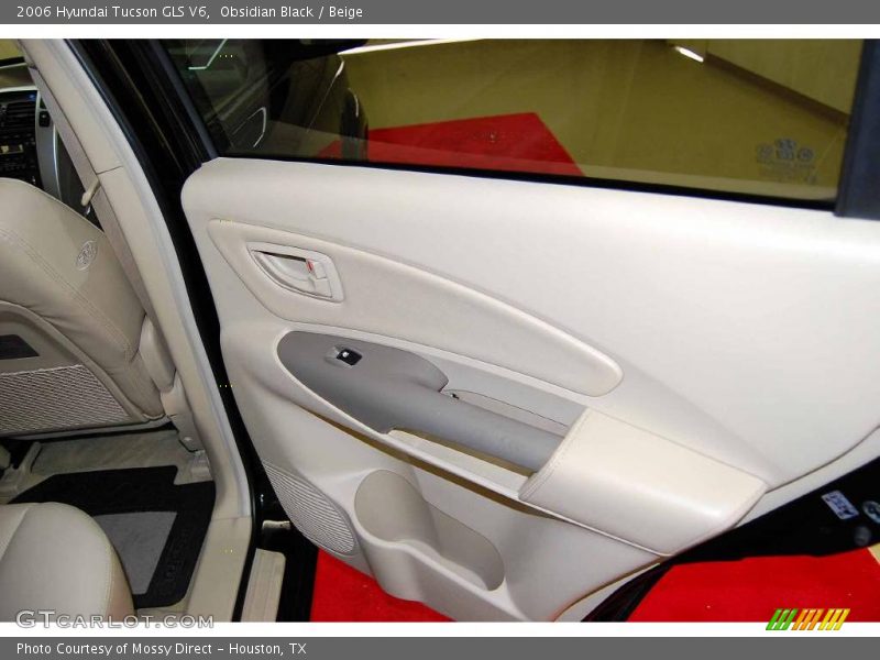 Obsidian Black / Beige 2006 Hyundai Tucson GLS V6