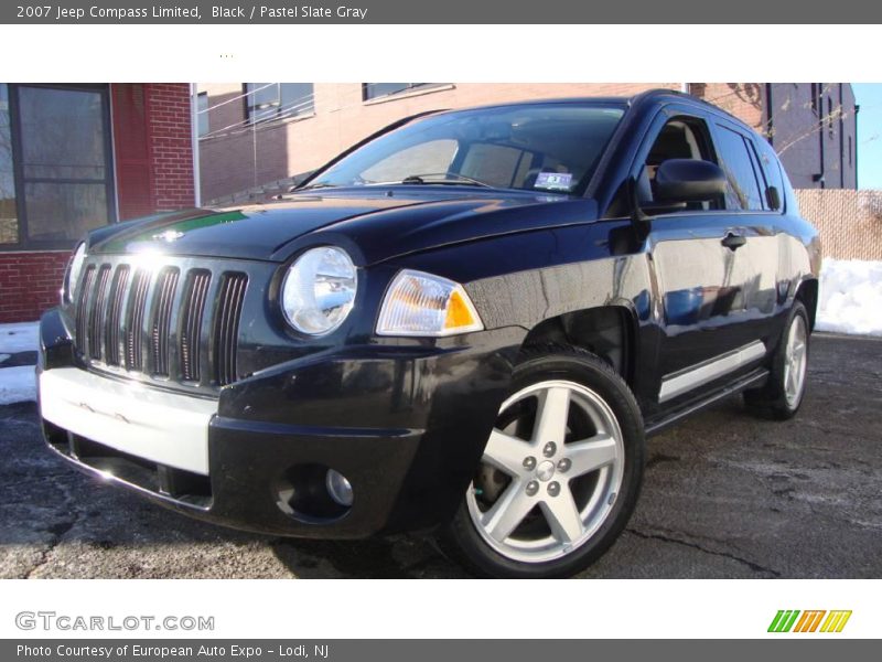 Black / Pastel Slate Gray 2007 Jeep Compass Limited