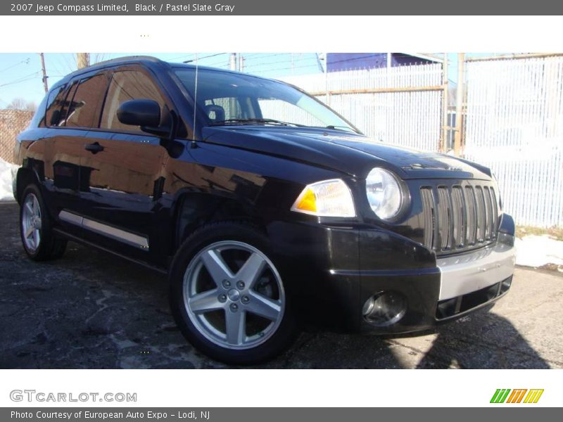 Black / Pastel Slate Gray 2007 Jeep Compass Limited