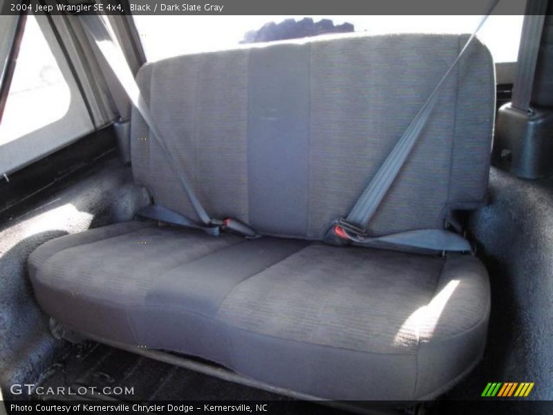 Black / Dark Slate Gray 2004 Jeep Wrangler SE 4x4
