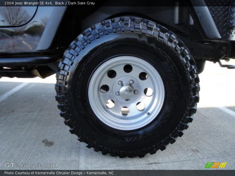 Black / Dark Slate Gray 2004 Jeep Wrangler SE 4x4
