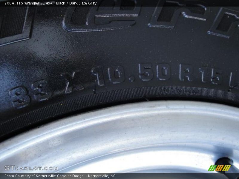 Black / Dark Slate Gray 2004 Jeep Wrangler SE 4x4