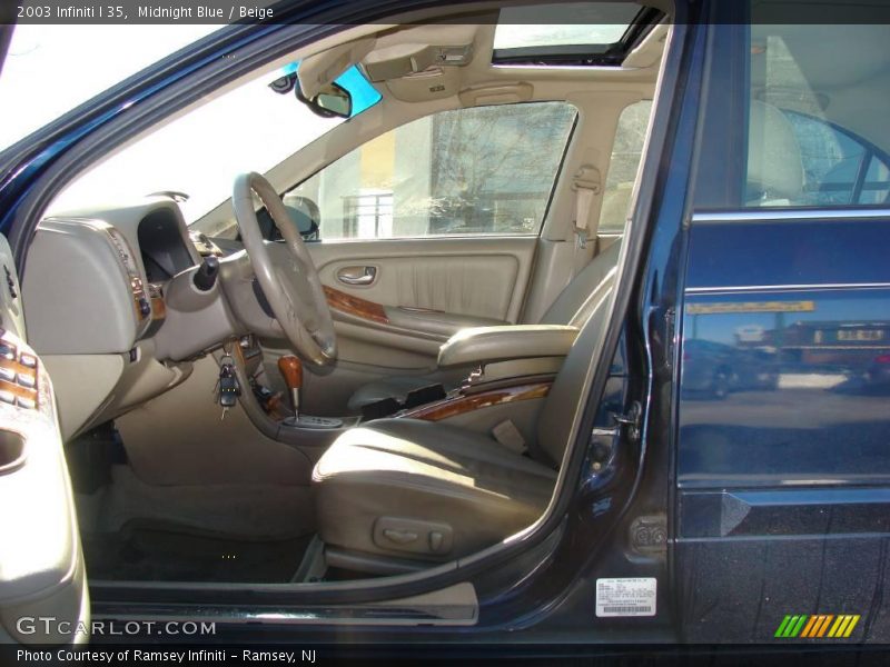 Midnight Blue / Beige 2003 Infiniti I 35