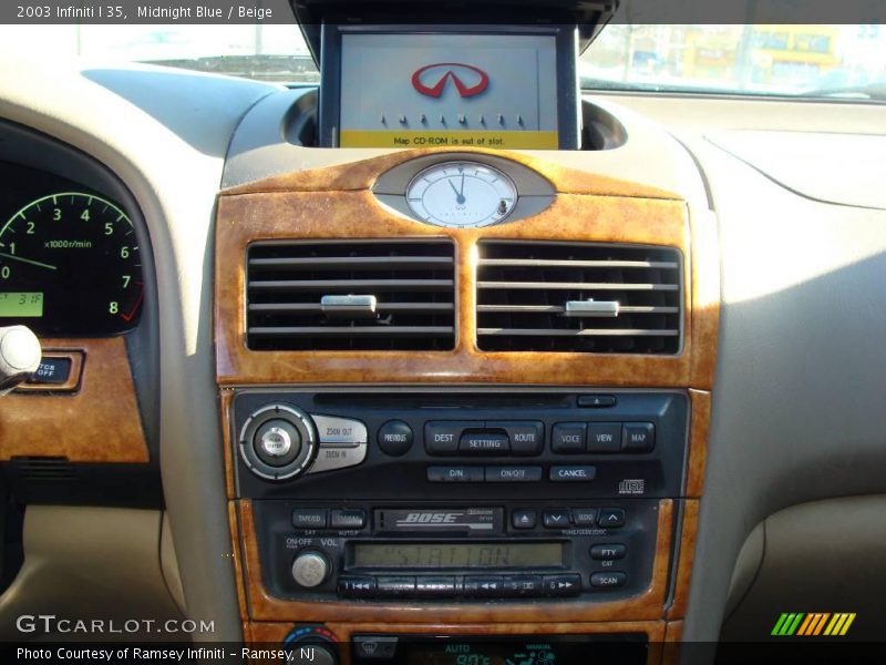 Midnight Blue / Beige 2003 Infiniti I 35