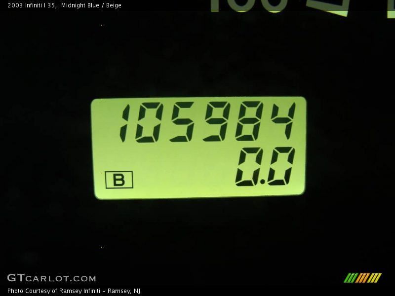 Midnight Blue / Beige 2003 Infiniti I 35