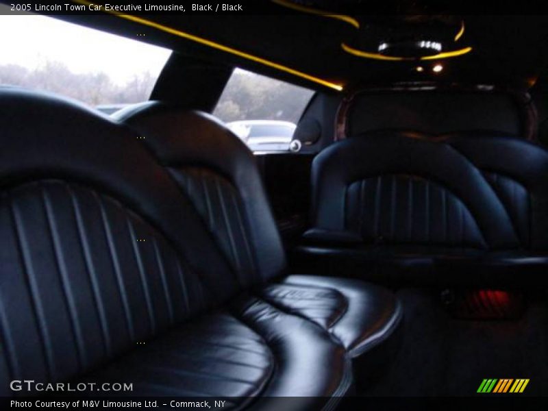 Black / Black 2005 Lincoln Town Car Executive Limousine