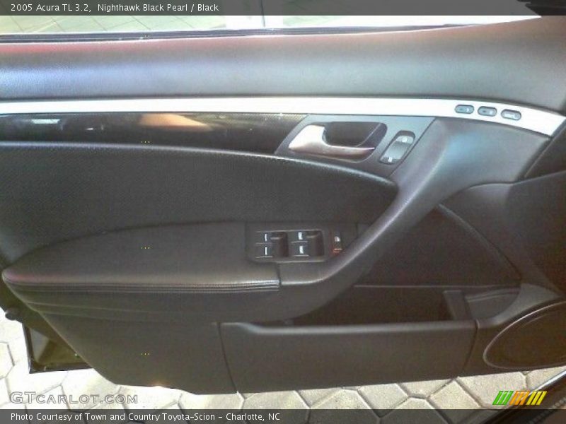 Nighthawk Black Pearl / Black 2005 Acura TL 3.2