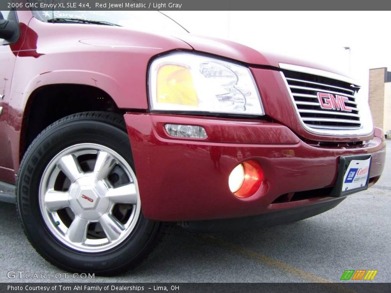 Red Jewel Metallic / Light Gray 2006 GMC Envoy XL SLE 4x4