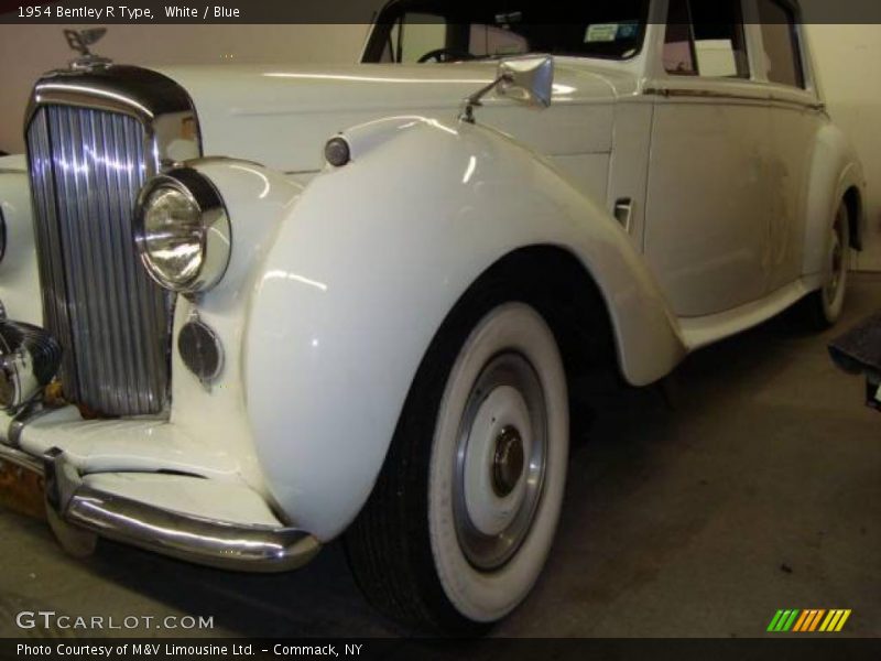 White / Blue 1954 Bentley R Type