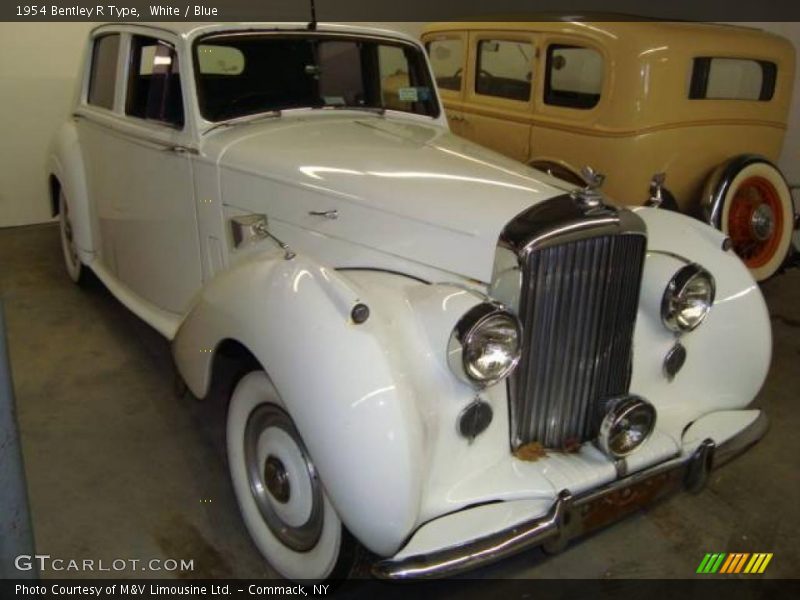 White / Blue 1954 Bentley R Type