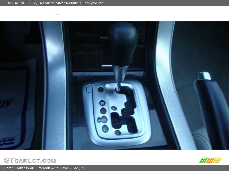 Alabaster Silver Metallic / Ebony/Silver 2007 Acura TL 3.2