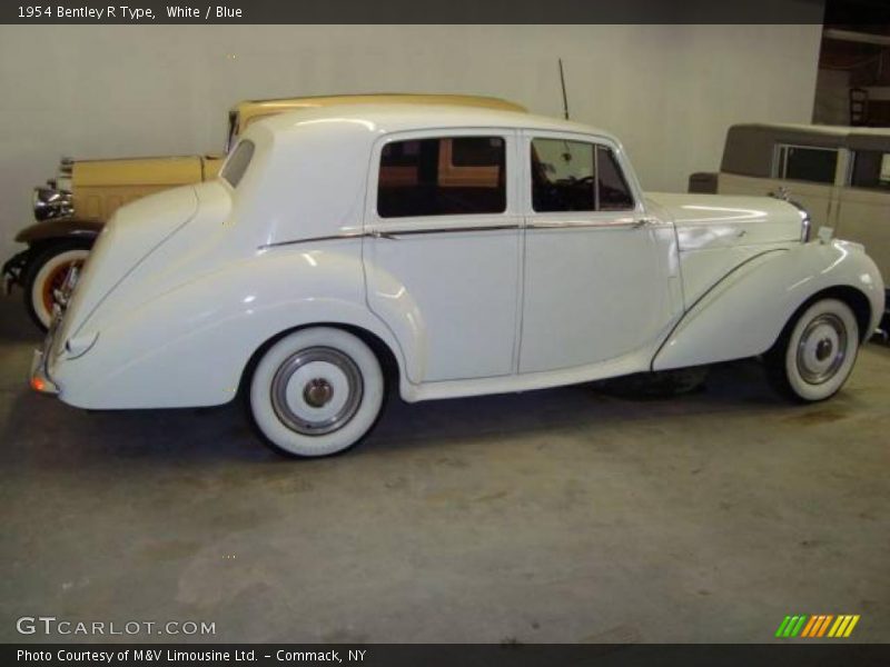 White / Blue 1954 Bentley R Type