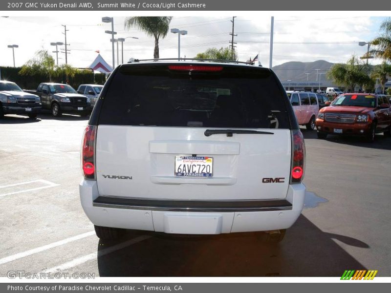 Summit White / Cocoa/Light Cashmere 2007 GMC Yukon Denali AWD