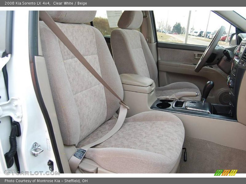 Clear White / Beige 2008 Kia Sorento LX 4x4