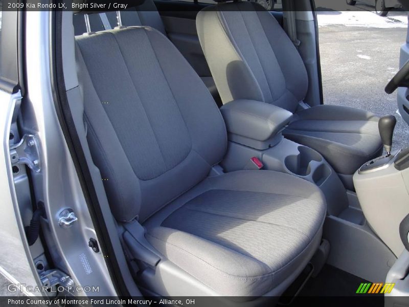 Bright Silver / Gray 2009 Kia Rondo LX