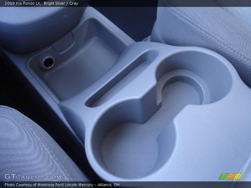 Bright Silver / Gray 2009 Kia Rondo LX