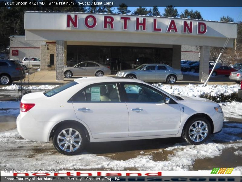 White Platinum Tri-Coat / Light Camel 2010 Lincoln MKZ FWD