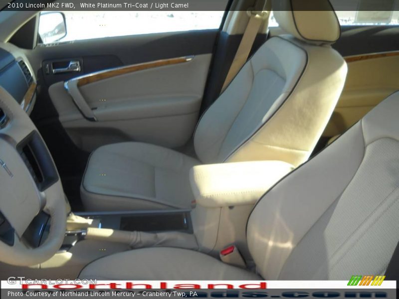 White Platinum Tri-Coat / Light Camel 2010 Lincoln MKZ FWD