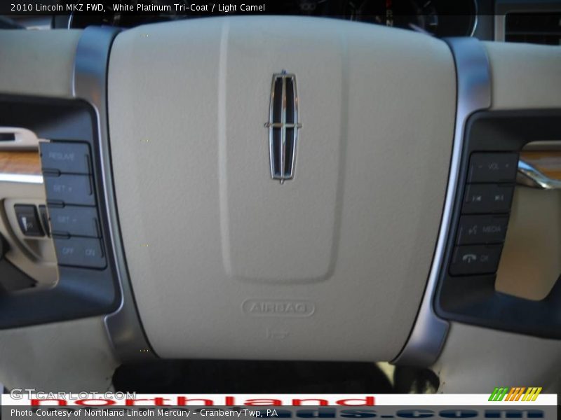 White Platinum Tri-Coat / Light Camel 2010 Lincoln MKZ FWD