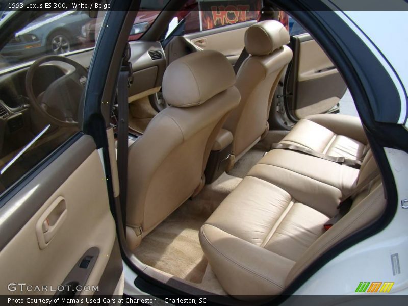 White / Beige 1993 Lexus ES 300