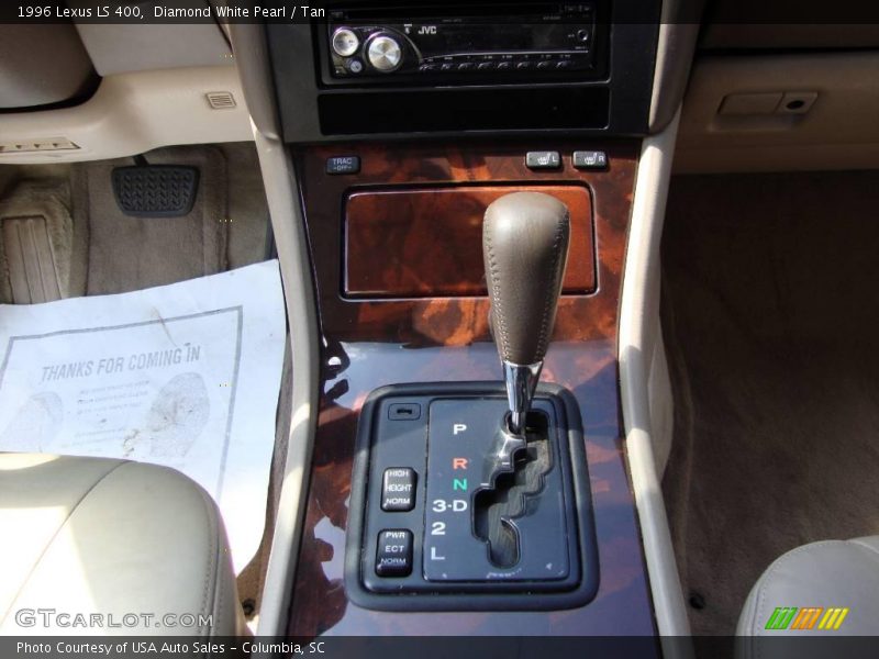 Diamond White Pearl / Tan 1996 Lexus LS 400