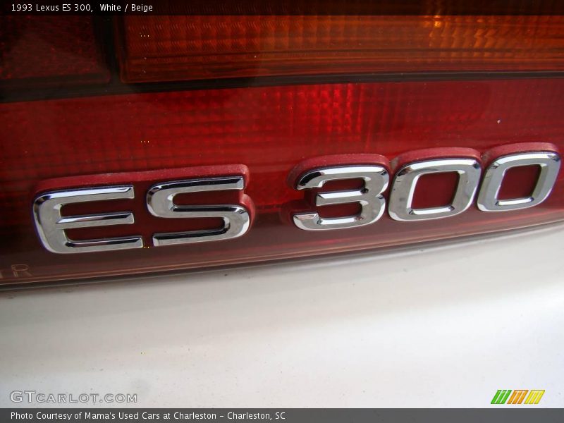 White / Beige 1993 Lexus ES 300