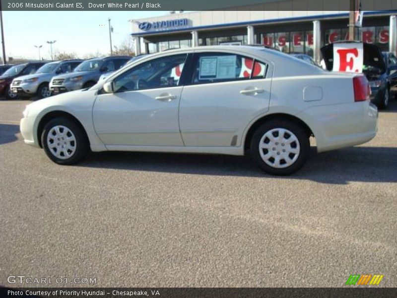 Dover White Pearl / Black 2006 Mitsubishi Galant ES