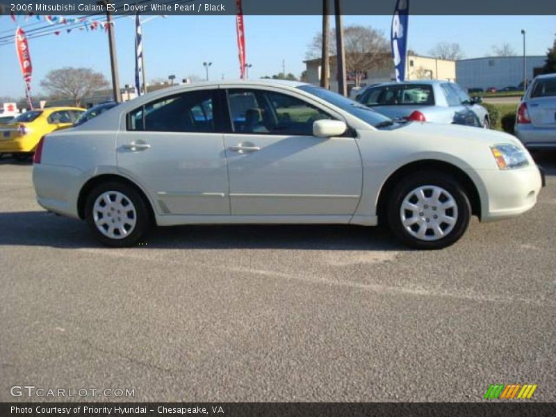 Dover White Pearl / Black 2006 Mitsubishi Galant ES