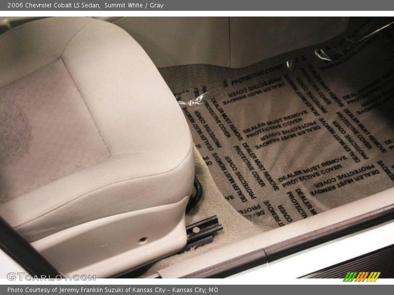 Summit White / Gray 2006 Chevrolet Cobalt LS Sedan