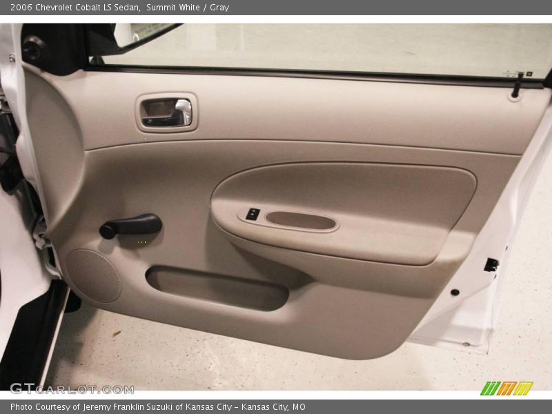 Summit White / Gray 2006 Chevrolet Cobalt LS Sedan