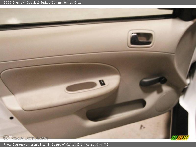 Summit White / Gray 2006 Chevrolet Cobalt LS Sedan